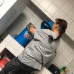 Den ganzen Tag aufräumen, sortieren, Müll ausleeren