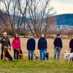 Die ambitionierte Trainer-und Gassigängertruppe beisammen